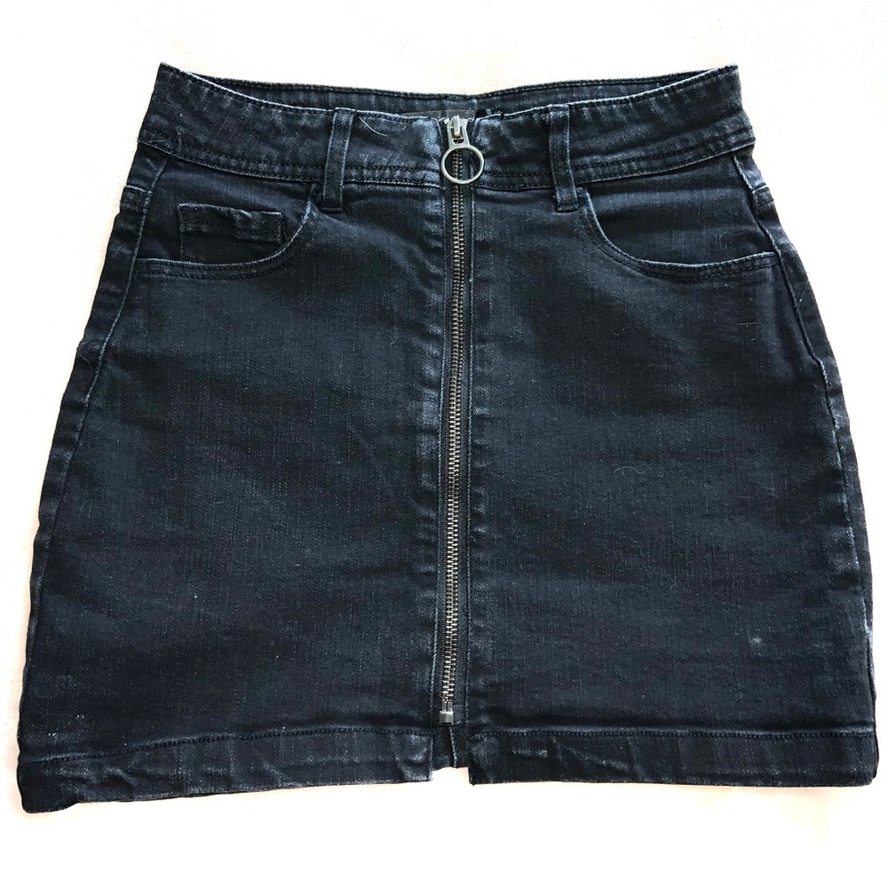 C’EST TOI Black mini skirt
